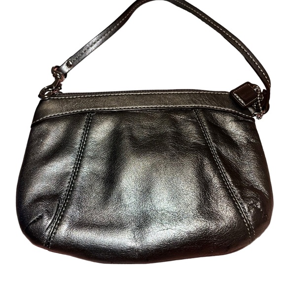 Coach wristlet - Picture 3 of 6